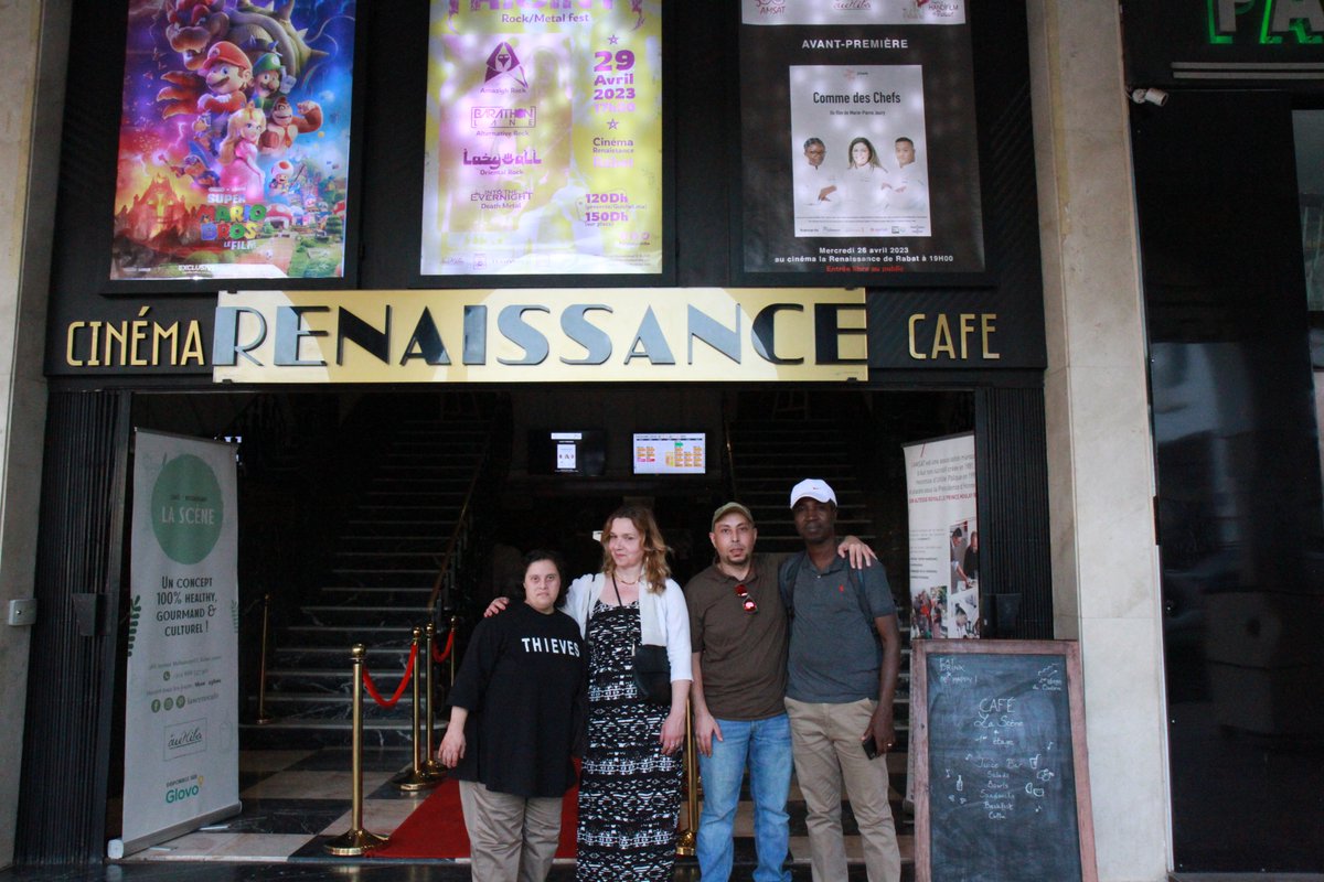 AmsatInfo's tweet photo. Mercredi 26 avril,nous avons eu la chance de visionner le film « Comme des chefs » en avant-première au Maroc en présence de personnalités du cinéma marocain et tous nos partenaires ayant soutenu ce projet depuis le début.
Une rediffusion sur la chaîne 2M sera bientôt programmée https://t.co/0iARHl3RIj