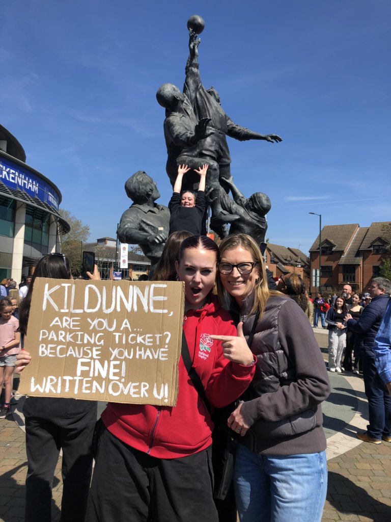 Sarah Russell ❤️🌈 tweet media