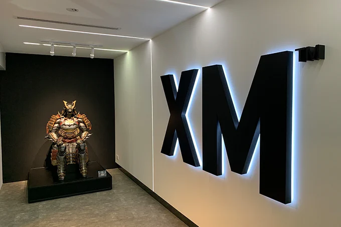 My concept artist friend  gave me a tour of XM Studios' most impressive sculpture gallery. The Singapore based company produces premium handcrafted luxury art collectables for companies like Marvel/DC/Toho & more - 