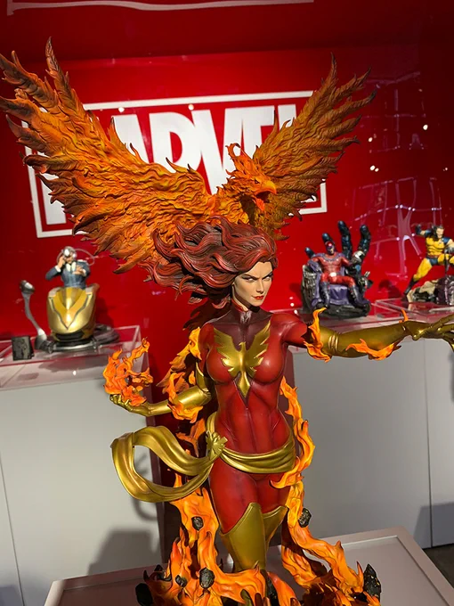 My concept artist friend  gave me a tour of XM Studios' most impressive sculpture gallery. The Singapore based company produces premium handcrafted luxury art collectables for companies like Marvel/DC/Toho & more - 