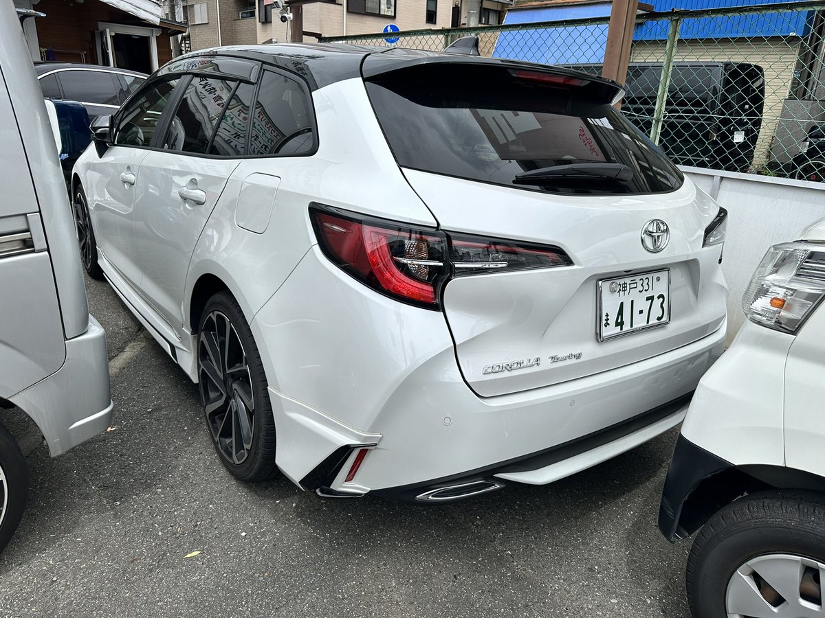 car_stage's tweet photo. 🔥新在庫車🔥
R3年式！カローラツーリング！極上車！25250km！車検付き！フルモデリスタエアロ！ハンドルヒーター！シートヒーター！シートクーラー！本革ハーフレザー！
質問等ございましたらDM等宜しくお願い致します！#カローラツーリング #車売ります #車買います #カーステージ心 https://t.co/trMlgV33Gt