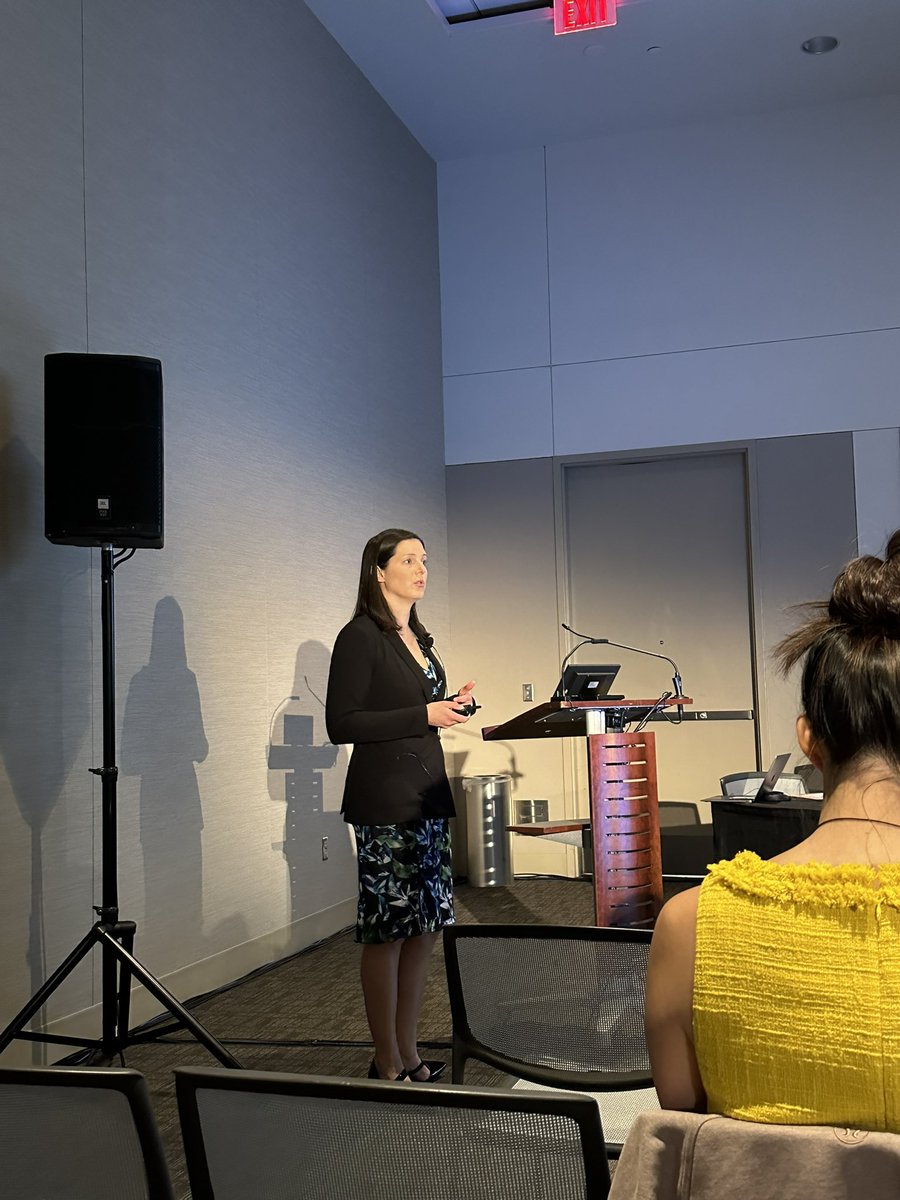 Emily Dixon tweet media