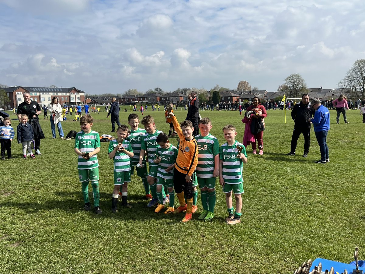North Bury Junior Football League under 9’s Cup winners for Elijah and his <a href="/HoopsJfc/">Junior Hoops FC</a> Bears teammates. Caps off what has been an excellent season for the boys 👏🏻⚽️🏆 <a href="/abgkacademy/">ABGKACADEMY</a> @gjkersh