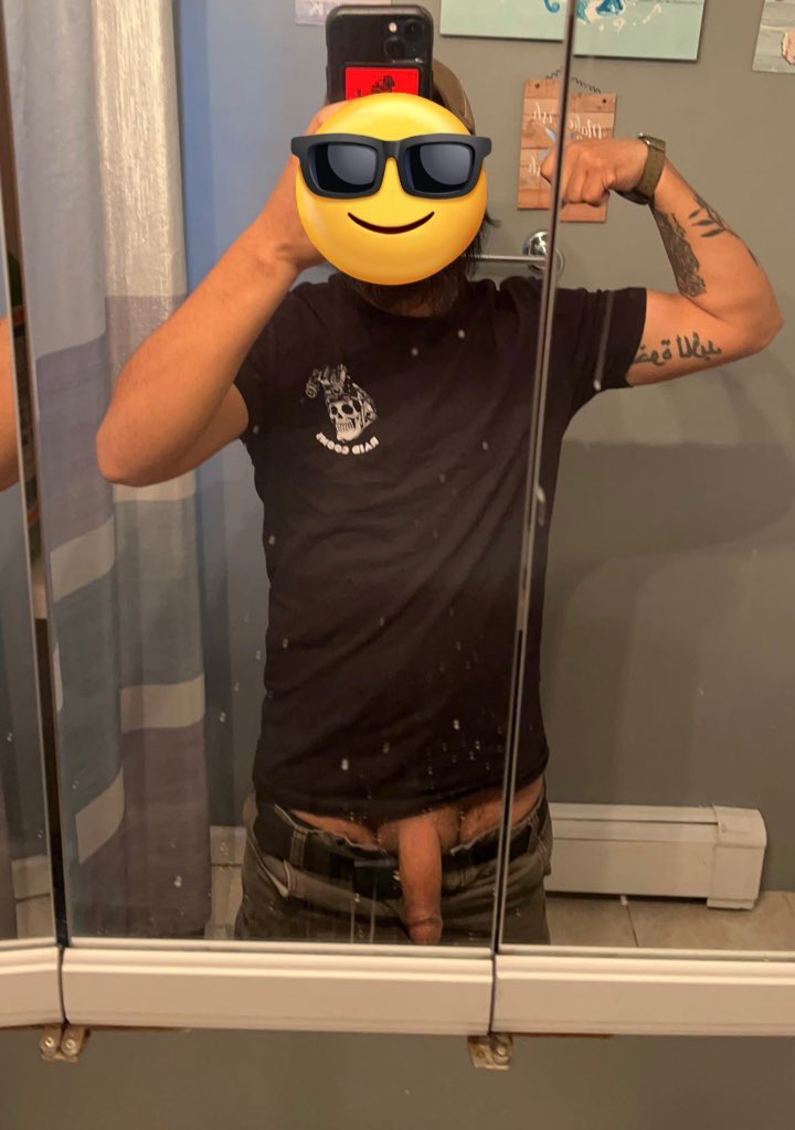 spanishguychris's tweet photo. Hi not new to #nsfwtwt just making a pin 📌 

~ Chris
~ I’m 24
~ 5’4
~ ( girls++)
~ A horny mf 🤪
~ dms opens 

♡ / ↻ to be mutuals https://t.co/WgW2ehBjco
