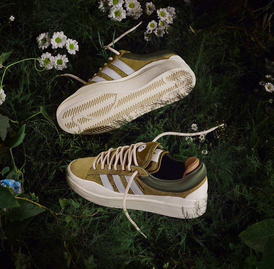 Sneaker Huddle on X: