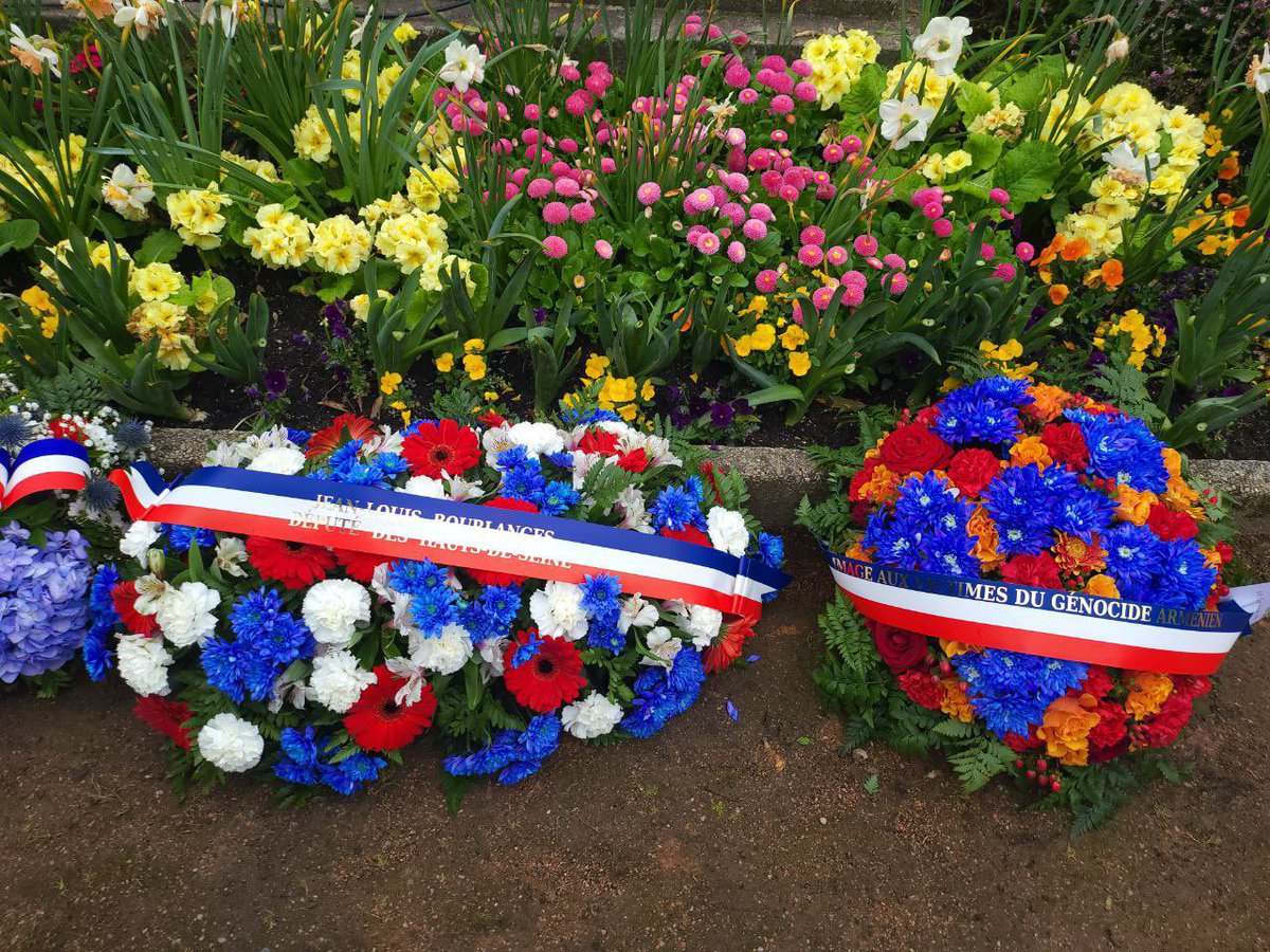 Carole_Guillerm's tweet photo. En ce jour de commémoration à #Châtillon du génocide arménien, nous nous souvenons et honorons la mémoire des victimes. Nous devons continuer à condamner les atrocités commises, pour que de telles horreurs ne se reproduisent plus jamais.
#Arménie https://t.co/SsKDujMMxl