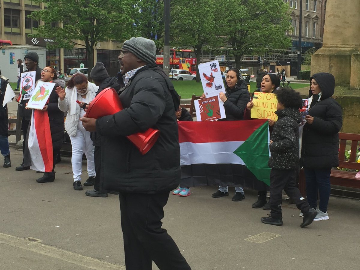 CeeGraham1's tweet photo. Standing in solidarity with Glasgow Sudanese Community to demand an end to the killing. Action, action now by the UN, UkGovt and ScotGovt to provide safe routes out - humanitarian aid in - no support to either side: No to Burhan No to the Militia. Stop the War in Sudan! https://t.co/0BB3ar5whw