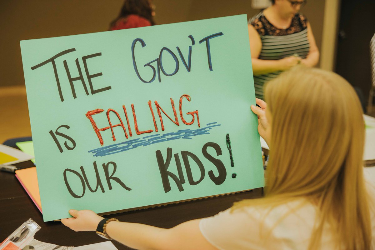 Saskatchewan Teachers' Federation tweet media