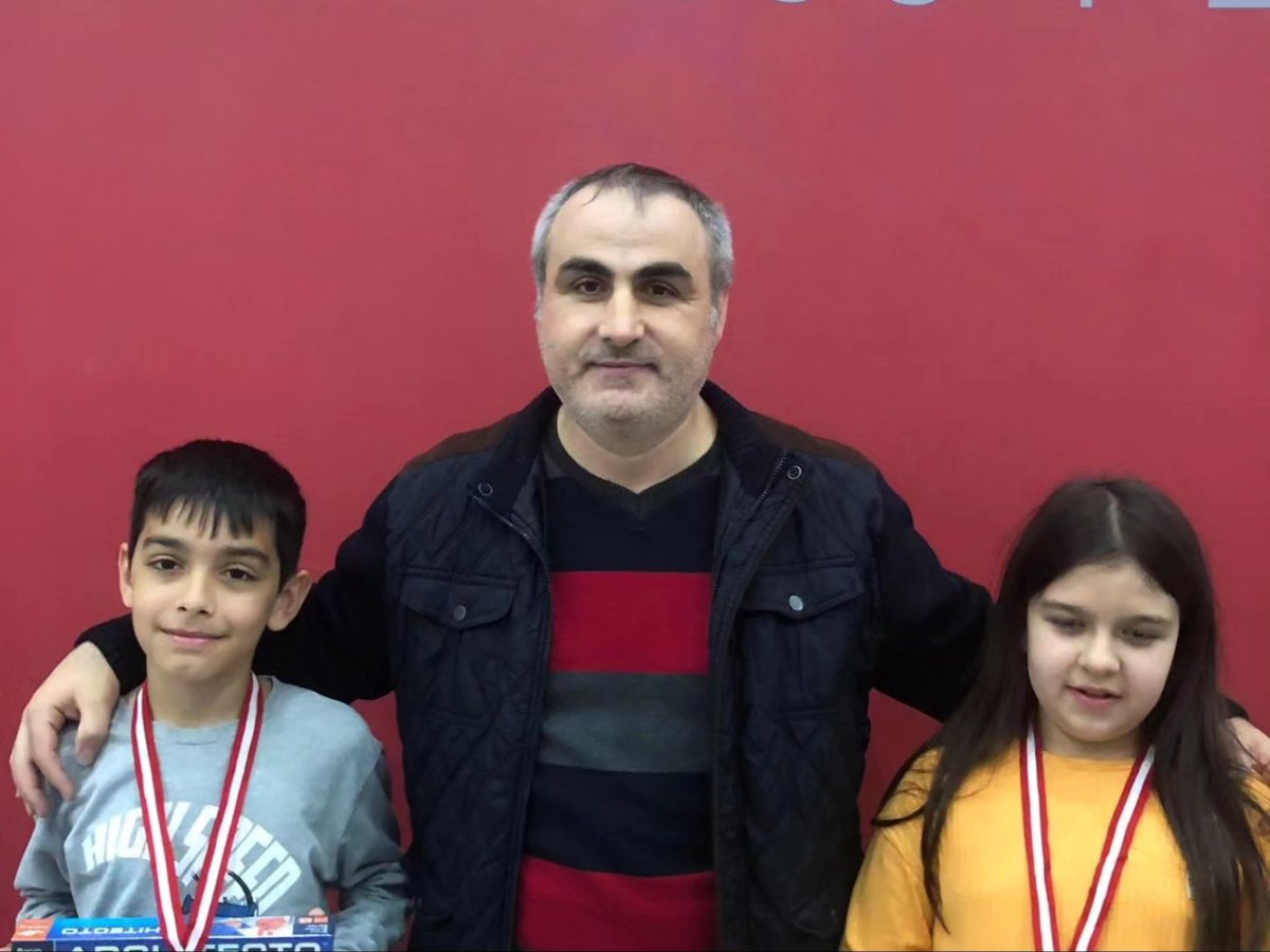 carsambamem's tweet photo. İlimizde yapılan Akıl ve Zeka Oyunları yarışmasında İlçemiz Mehmet Akif Ersoy İlkokulundan Salih Çakır,Küre oyununda il ikincisi, QBitz oyununda Kübra Eslem Dadaşoğlu il üçüncüsü, Gaziosmanpaşa Ortaokulundan Şüheda Bayramoğlu Kulami oyununda il birincisi oldu.  @samsunmem https://t.co/6HUYrkT7u6