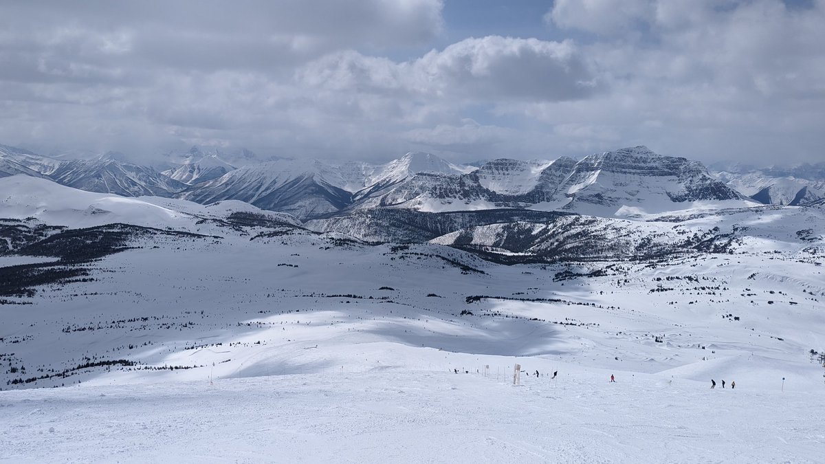 jbrry's tweet photo. Sunshine Village April 2023 https://t.co/c4xVEoySzb