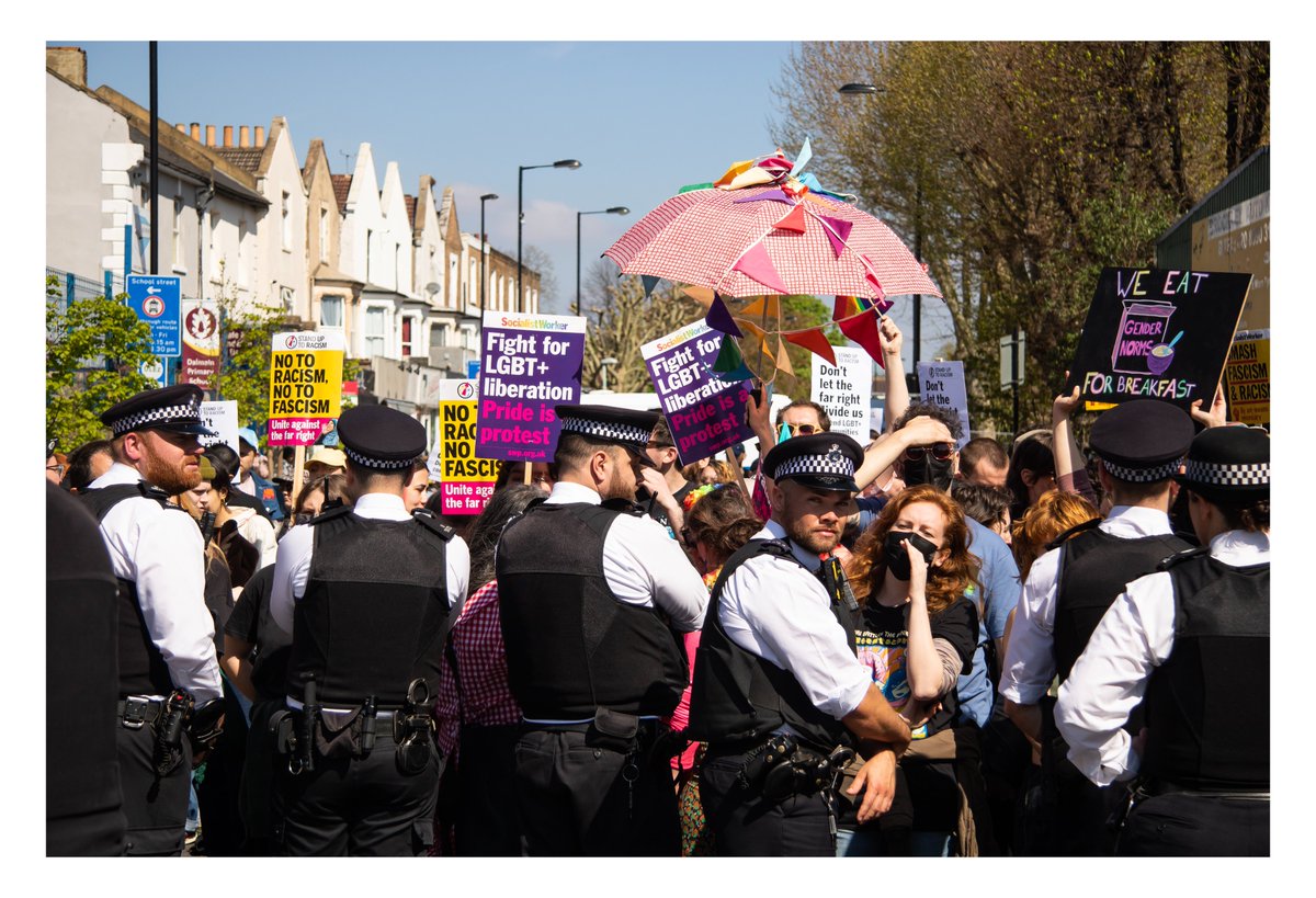 Shootaaroncoe's tweet photo. More photos of the Turning Point UK protest in Honor Oak today. Did not spot GB News. #londonprotest #turningpointuk #documentaryphotography #aaroncoe #shootaaroncoe #london #uk #protest #photography https://t.co/KMluqLEWxk