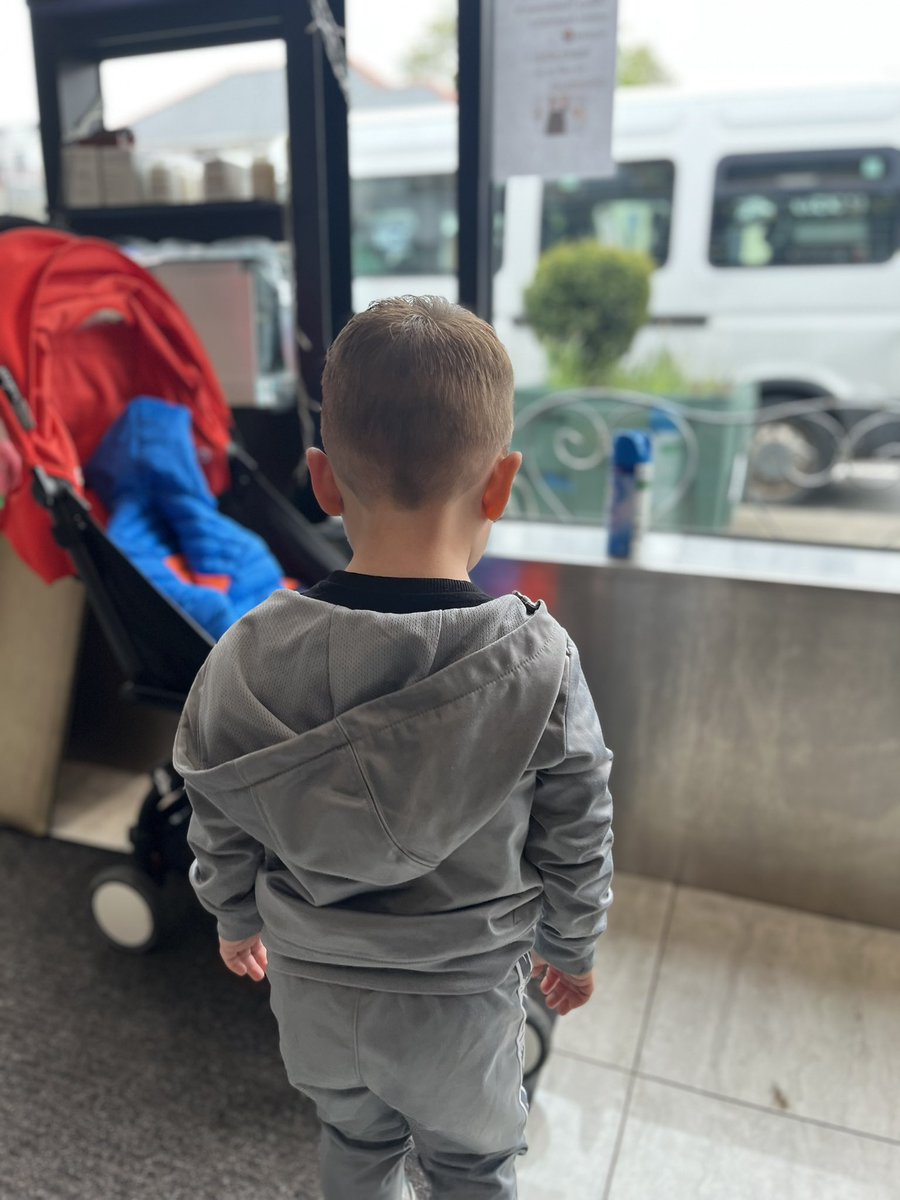 mikeygreen68's tweet photo. #Haircut time for me and Tommy today at @lazaroubrothers #Birchgrove #Cardiff #ShortBackAndSides for Tommy and for me it is the #CutThroatRazorBackAndSides #DownToTheWood for me โ๏ธ๐ช๐ฟ๐
Great Customer Service as Always from Barri and the Team ๐๐ https://t.co/2o1uyNdfL9