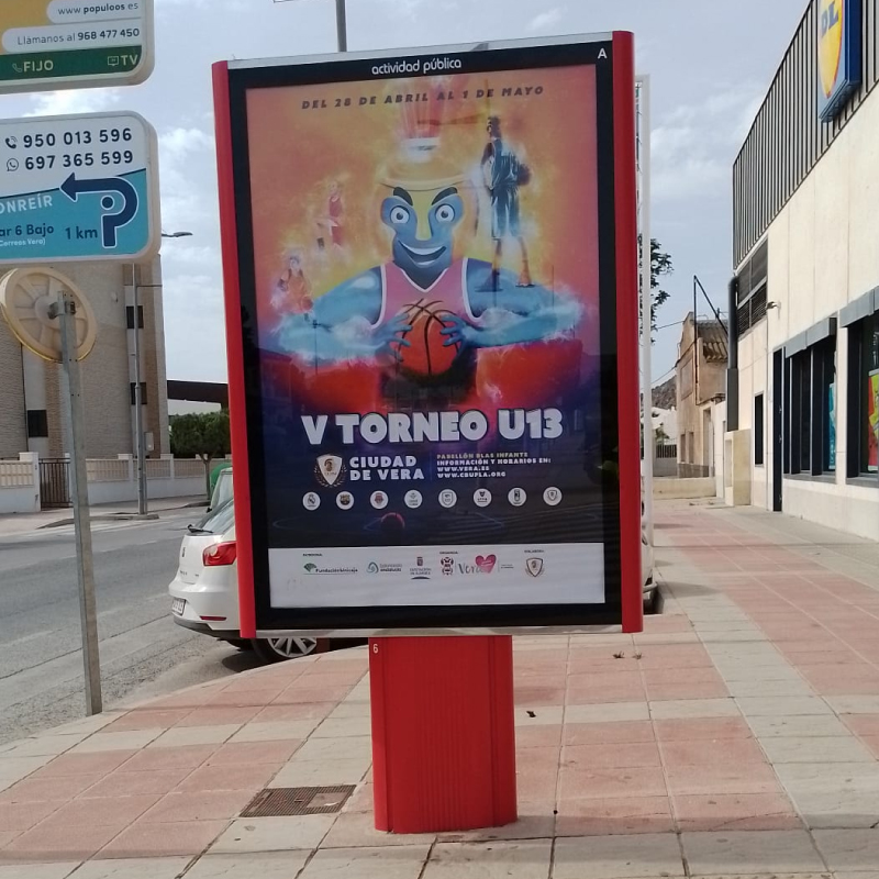 paiperpublicida's tweet image. Campaña publicitaria V Torneo U13 Ciudad de Vera 2023 en mobiliario urbano. #Mupi #Vera #Veraplaya #Almeria #Andalucia #Baloncesto #baloncestojuvenil #España