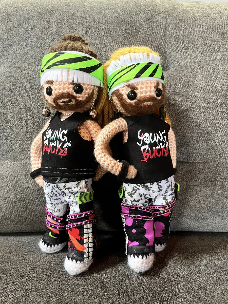 YoungBucks_AEW's tweet photo. The Yarn Bucks are looking so sassy this #Saturday ! 

They are wearing their favorite California shirt 😉

#aew #youngbucks #merchfreak #SaturdayVibes https://t.co/ioZ5WN0UeW