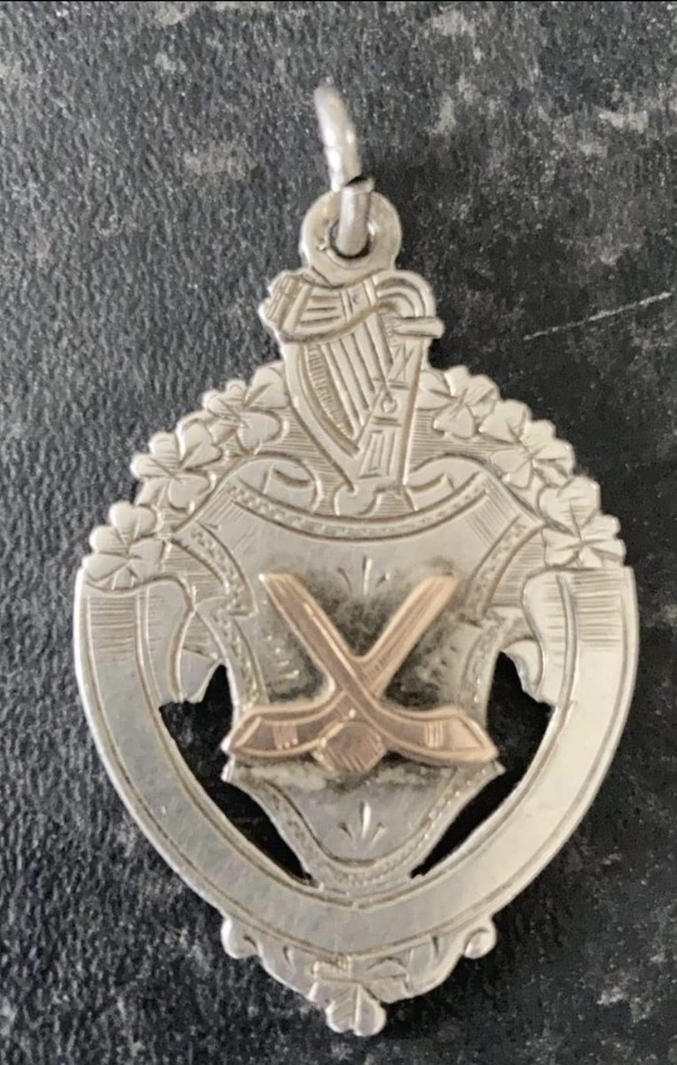 🌟🌟On This Day🌟🌟
April 29th 1923
Skipper Murphy lead Celbridge to our very first <a href="/KildareGAA/">Kildare GAA</a> county senior title, as the deferred 1921 county hurling final was eventually played against St.Conleiths of Newbridge.

Ár nDúchas Slán

#CillDroichidAbú