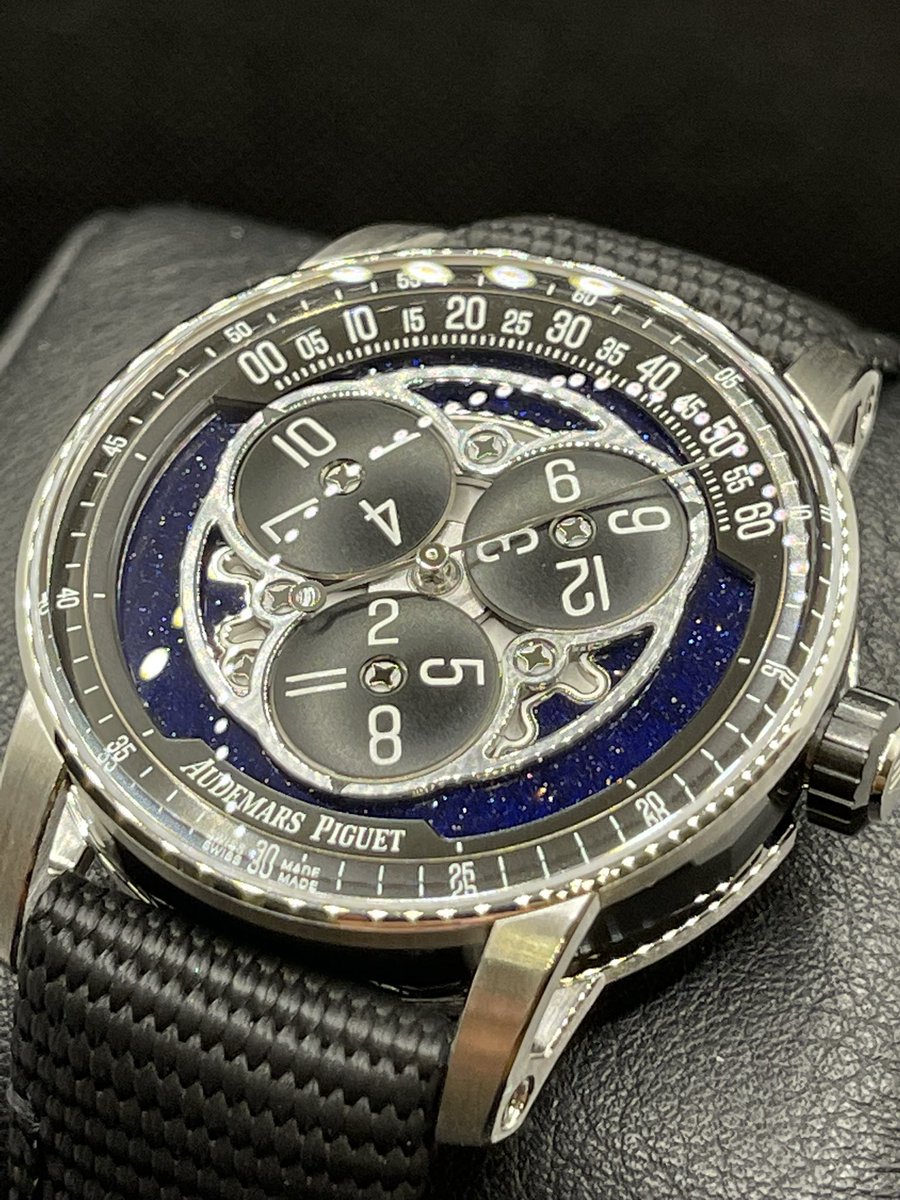 tsubuyakitaro39's tweet image. 今回納品されたのは、CODE11.59スターホイールです⌚️✨

文字盤はアベンチュリン、ミドルケースはブラックセラミックです！！
最高にカッコいいです😆

あっ、時間は見やすくはないです🤣

大切に使っていきます‼️

#オーデマピゲ
#CODE1159
#スターホイール