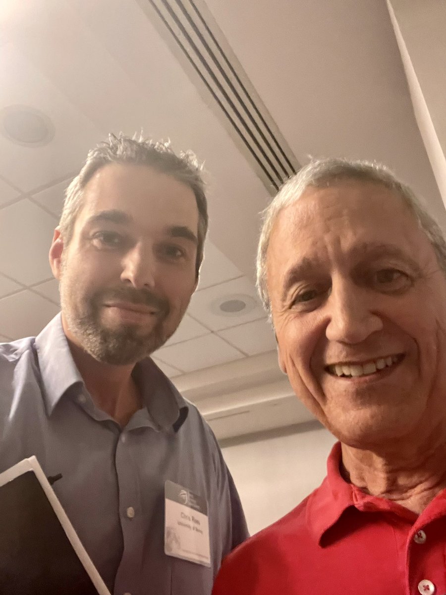 ChrisReesPhD's tweet photo. Highlight at the end of my day in California was meeting and talking with NASA astronaut Larry DeLucas who flew on the Space Shuttle Columbia on STS-50 and spent 14 days in orbit. Great to speak and hear his experiences with space weather/radiation. #Lightflashes #Astronaut https://t.co/buJqpyCvB1