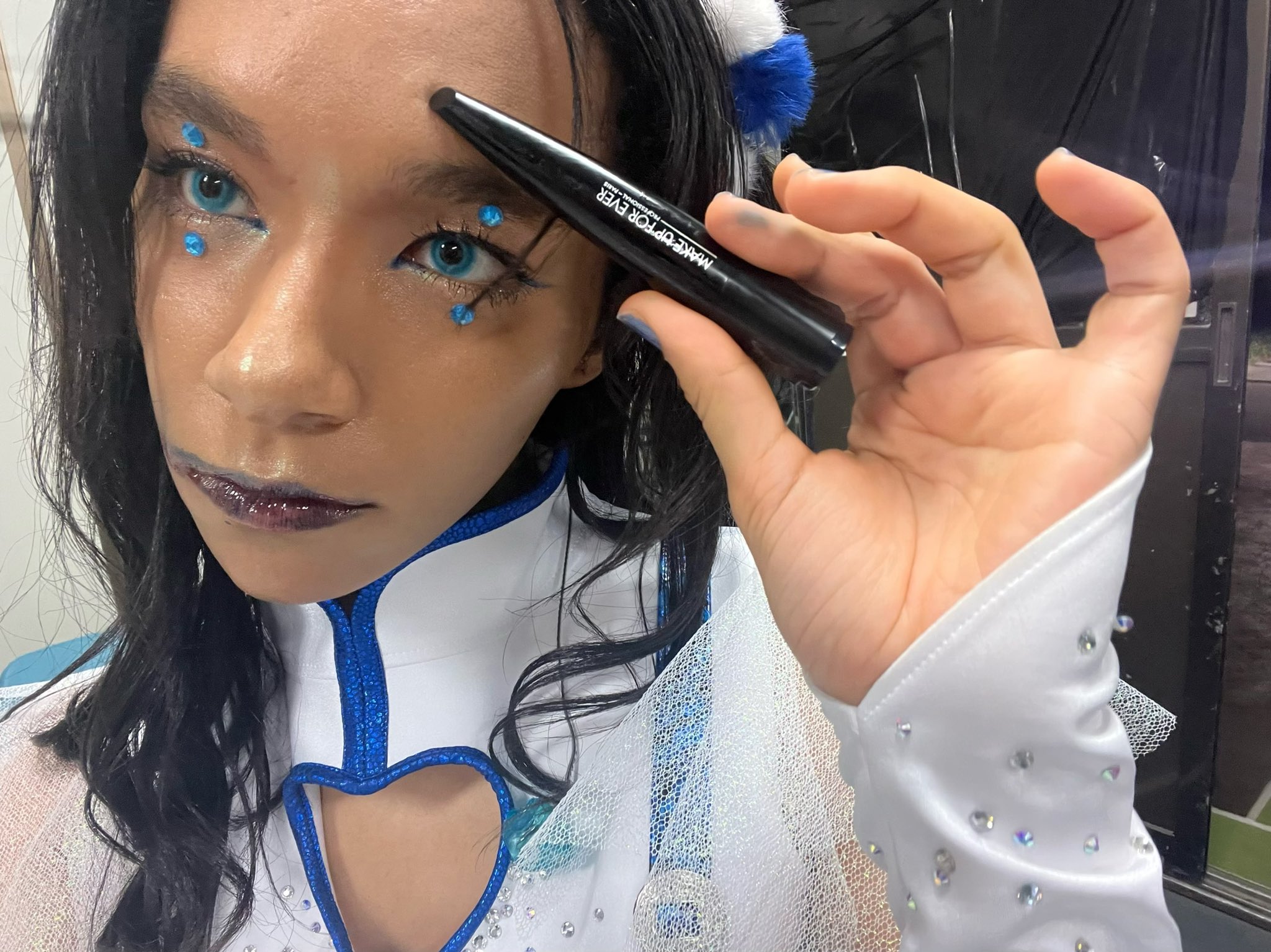 女王蜂 アヴちゃん on X: 