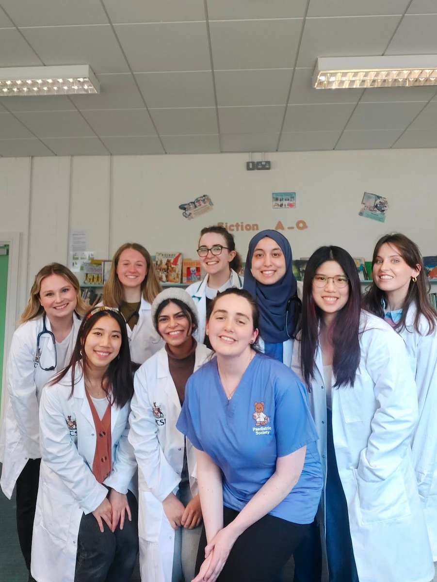 niamh_kerslake's tweet photo. Another fabulous school visit in Blanchardstown with @RCSIPaediatric 
Fantastic to be able to extend these outside the city centre and always such a lovely response from the kids https://t.co/0PRQQrApkJ