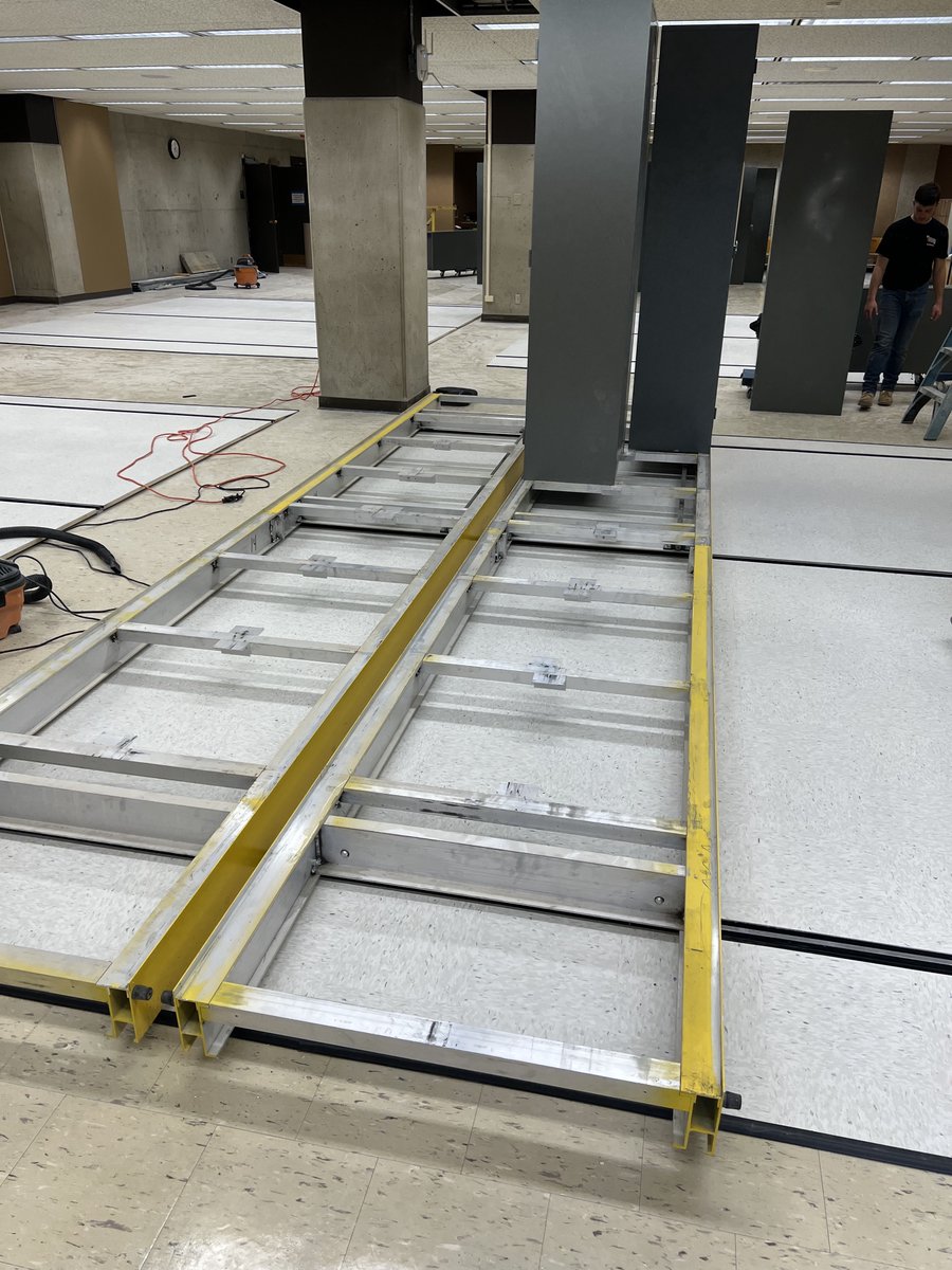 ehroalson's tweet photo. Lots of progress on the @HerbariumOwnbey move! More than half of the compactor system is moved and renovations are almost complete! Not too far away from starting to unbox the collection! @sbs_wsu @CASatWSU https://t.co/XsKsZbNsDK