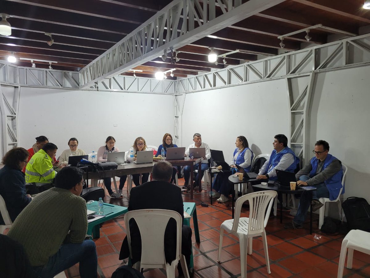 ONUHumanRights's tweet photo. Participamos en segundo #CERREM regional de @UNPColombia #Ipiales, como compromiso del Puesto de Mando Unificado por la Vida #PMUV para #Nariño, y realizamos recomendaciones sobre medidas de protección para personas defensoras de #DerechosHumanos @FranklinCastaV @MinInterior https://t.co/sVMGCMZDOv