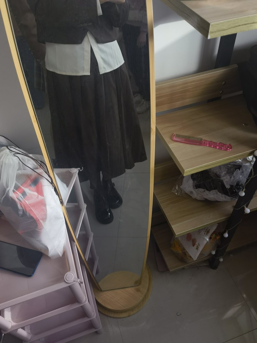 foxilailisha's tweet photo. 无聊开摆，有没有陪我吖～唉嘿
#伪娘 #女装 #女装少年 https://t.co/Hf504n1ODM