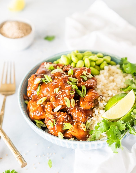 HealthNkitchen's tweet image. *Easy Keto Sriracha Lime Chicken Recipe*

Bursting with favor, this Easy Keto Sriracha Lime Chicken Recipe cooks quickly and is finished in a delicious garlic infused low-carb sauce that’s sweet and spicy, with hint of lime juice. ⁠
⁠
healthstartsinthekitchen.com/sriracha-lime-…
⁠
#keto #lowcarb