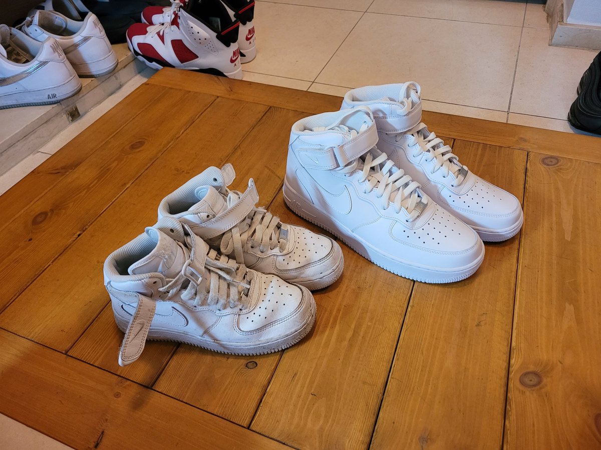 dp292513's tweet photo. Air Force 1 Mid '07
나의 두번째 에어포스원...
딸과 똑같은 신발이 없어서 하나 구입했다..
역시 아이엄마에게 
또 신발 샀냐고 한소리 듣고..
하지만 딸과의 공통점을 갖는게 
더 중요하지ㅋㅋ https://t.co/xMDwpGzhYb