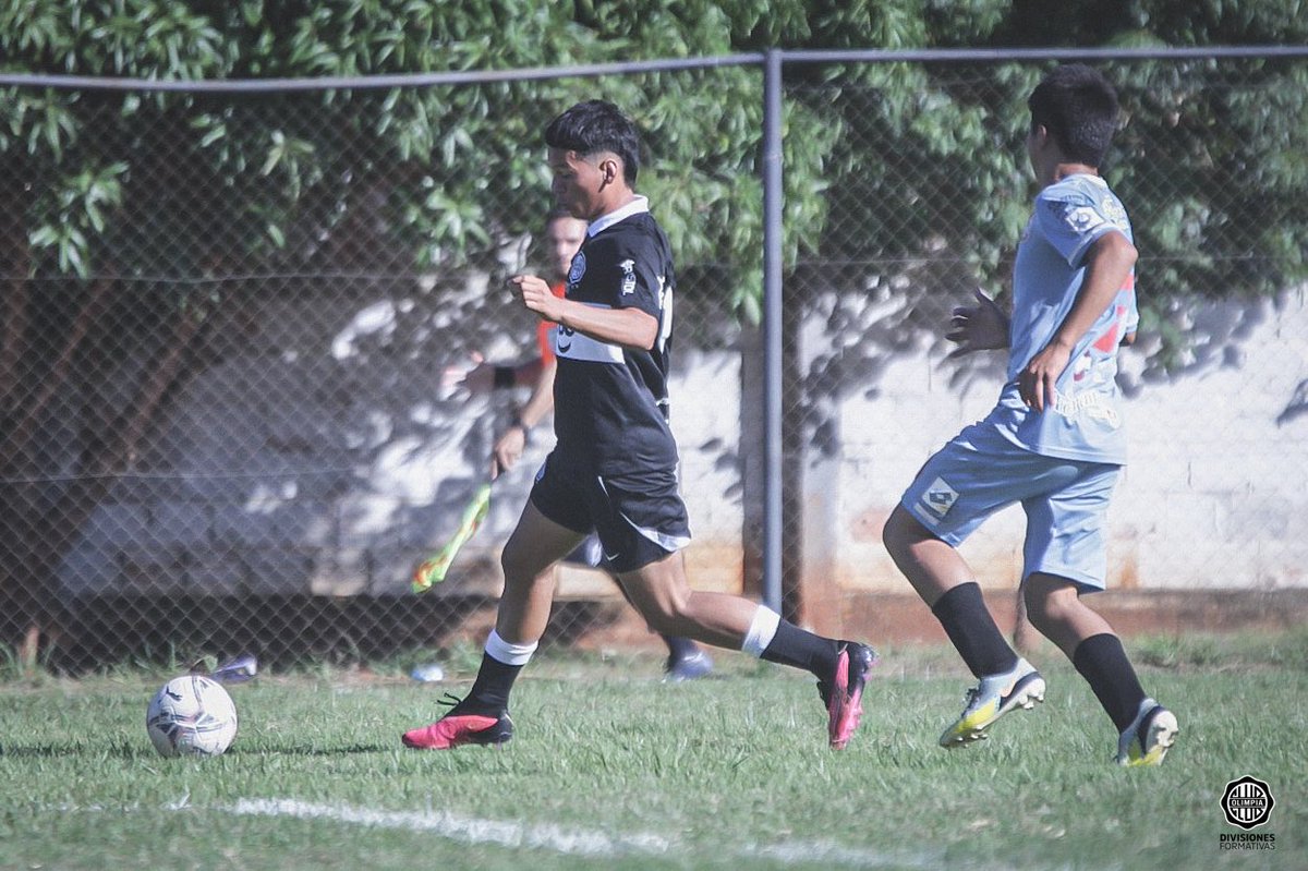 FormativasO's tweet photo. 🔳 #OlimpiaLIVE | #TorneoAnual2023

➡️ #Sub14 | Fecha 11.

📋 ¡Finalizó el encuentro y victoria franjeada!

➖Resistencia (0-2) #Olimpia 

#OlimpiaMiOrgullo ⚪⚫⚪ https://t.co/NNc2Vyhkvg