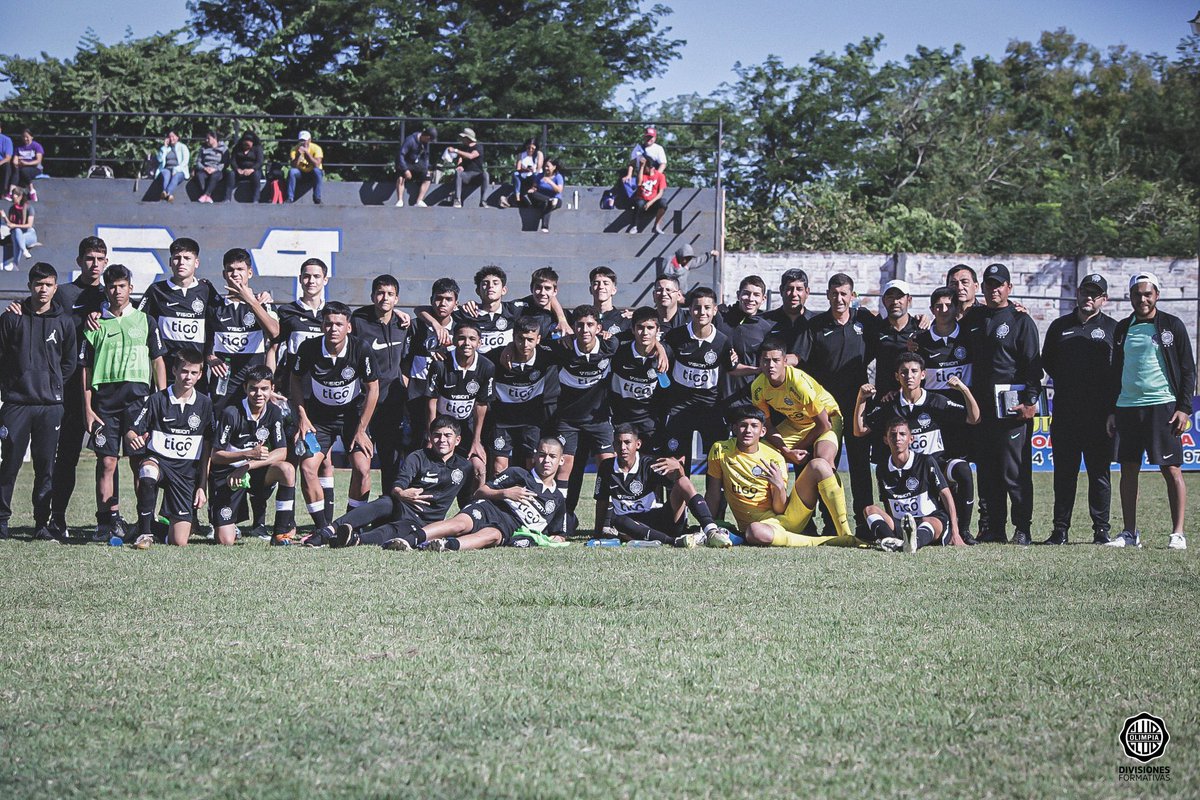 FormativasO's tweet photo. 🔳 #OlimpiaLIVE | #TorneoAnual2023

➡️ #Sub14 | Fecha 11.

📋 ¡Finalizó el encuentro y victoria franjeada!

➖Resistencia (0-2) #Olimpia 

#OlimpiaMiOrgullo ⚪⚫⚪ https://t.co/NNc2Vyhkvg