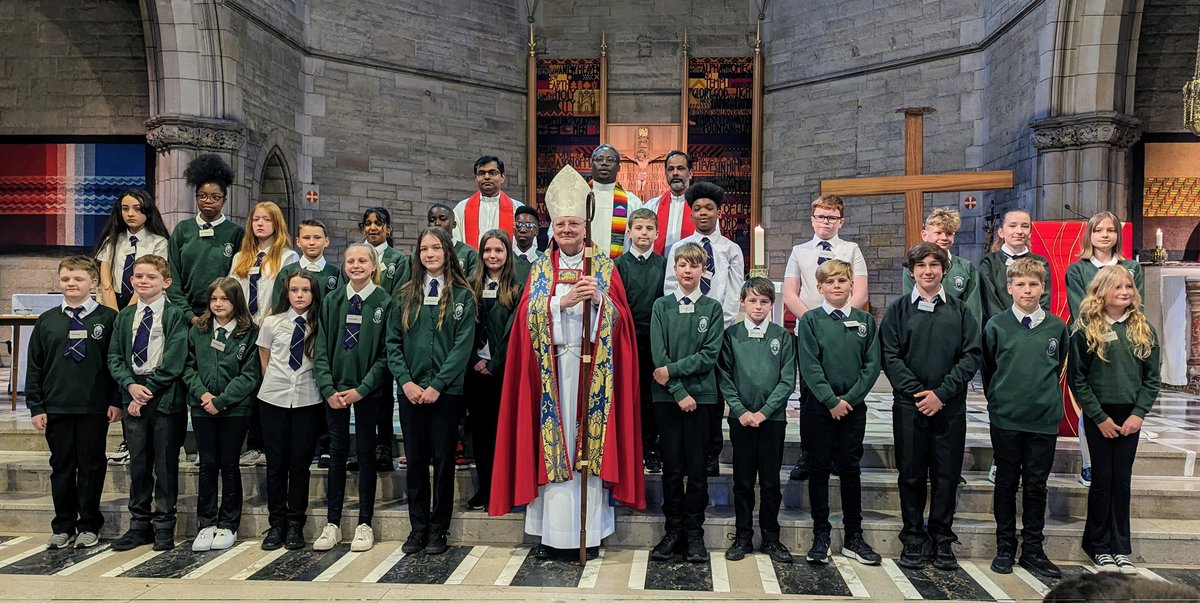 St_JosephsP6's tweet photo. Our wonderful Confirmation candidates. 🕯️🔥🕊️ https://t.co/U2B7fFgO4u