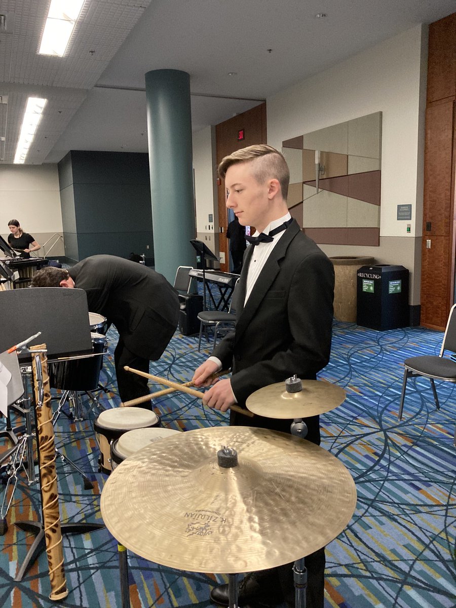 Colgan Band tweet media