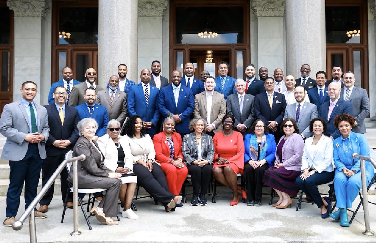 BPRC is committed to empowering minorities in CT by providing necessary tools & info to engage in politics & improve economic outcomes. Our members strive to be a voice in Hartford for their communities! #MinorityEmpowerment #PoliticalEngagement