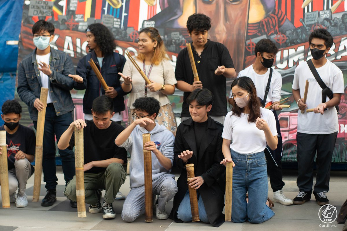 CPA_Cordillera's tweet photo. #SUMKAD Baguio City!

The week-long celebration of the #39thPeoplesCordilleraDay concluded yesterday, April 28, 2023, at the University of the Philippines-Baguio (UP Baguio) through the Sinsinapo cultural gathering.

📷Jeoff Larua and CEGP Cordillera https://t.co/hSbfsh3Pi7