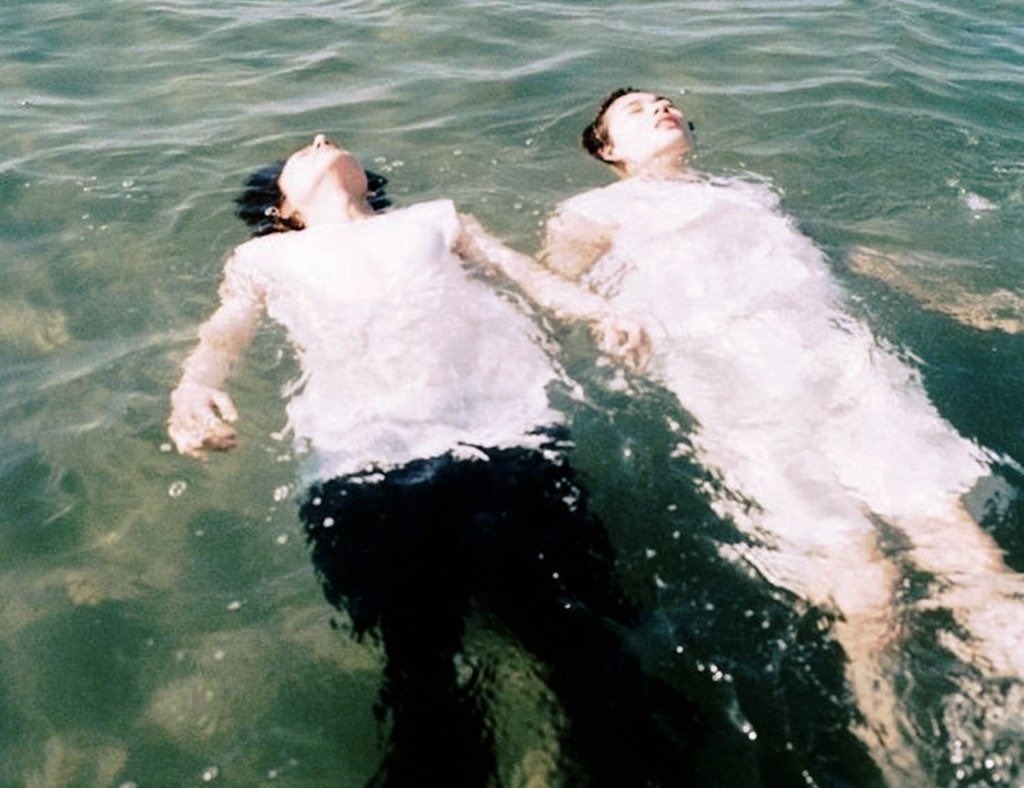 myaussiepuppy's tweet image. 수중촬영은 언제나 환영이야
물들어가면 우리개 수달개 됨