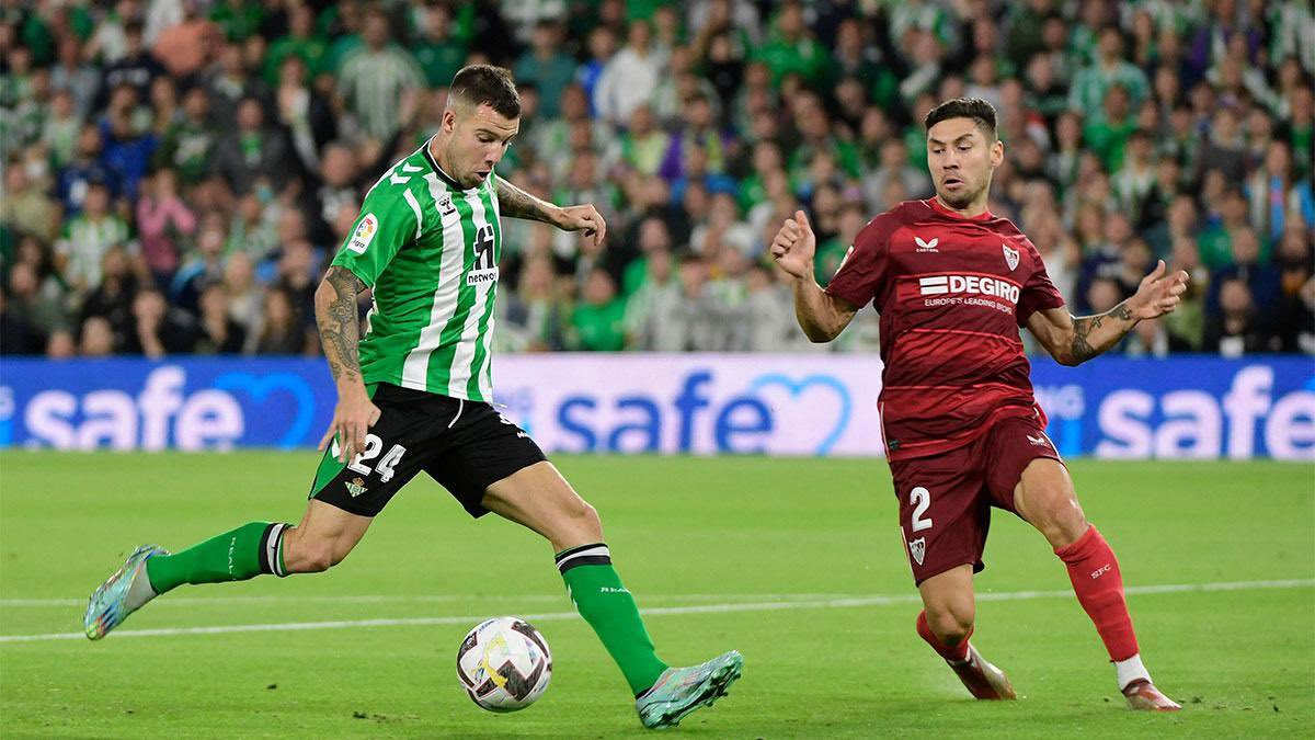 alejandrofdezz7's tweet photo. Que te odien Sevilla, que para quererte ya estamos nosotros. https://t.co/T1zhKqsPF5