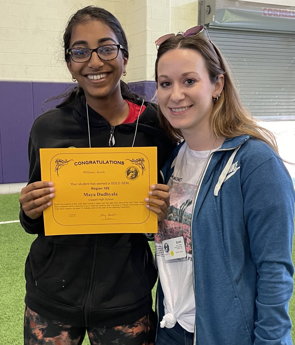 MrsReynoldsArt's tweet photo. Presenting our Gold Seal Winners! ๐ฅ ๐๐๐ #chs9art #chs9family #chsart #coppellart #taea #statevase #statevase2023 @CHS_9 @Coppellisd @CoppellFineArts @CoppellHigh @m_hauske @willliamsartroom https://t.co/E3F9qEs78W