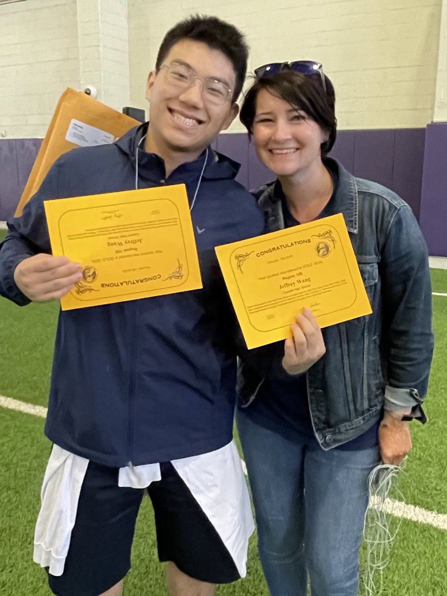 MrsReynoldsArt's tweet photo. Presenting our Gold Seal Winners! ๐ฅ ๐๐๐ #chs9art #chs9family #chsart #coppellart #taea #statevase #statevase2023 @CHS_9 @Coppellisd @CoppellFineArts @CoppellHigh @m_hauske @willliamsartroom https://t.co/E3F9qEs78W