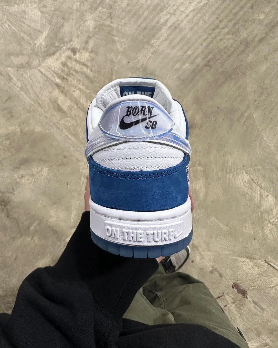 fullress's tweet photo. 海外 6/1 発売予定！

BORN x RAISED x NIKE SB DUNK LOW (ボーン アンド レイズド ナイキ SB ダンク ロー) [FN7819-400]

https://t.co/cU5IXf8In6 https://t.co/1jv4sugYQa