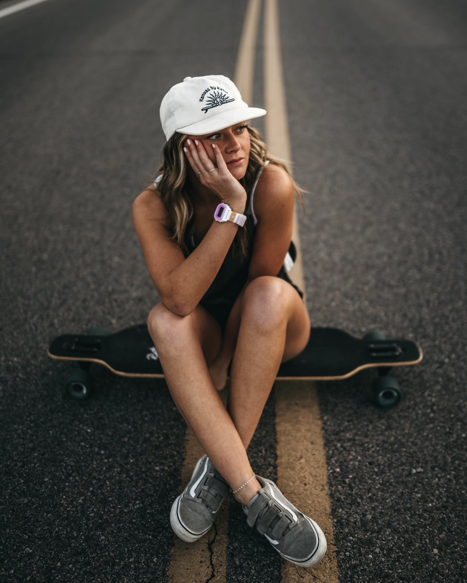 freestyle_watch's tweet photo. set your #sharkwatch to good times ⚡⏰🤙   
🦈: Blue Tie Dye
📸: @carsonmolmstead

_
#timetoskate #skatelife #longboard #surfwatch #digitalwatch #watchlove #watchgram #myfreestylewatch #sharkwatch #longboard #skate https://t.co/jogwegfYCU https://t.co/bcOMOAkR6a