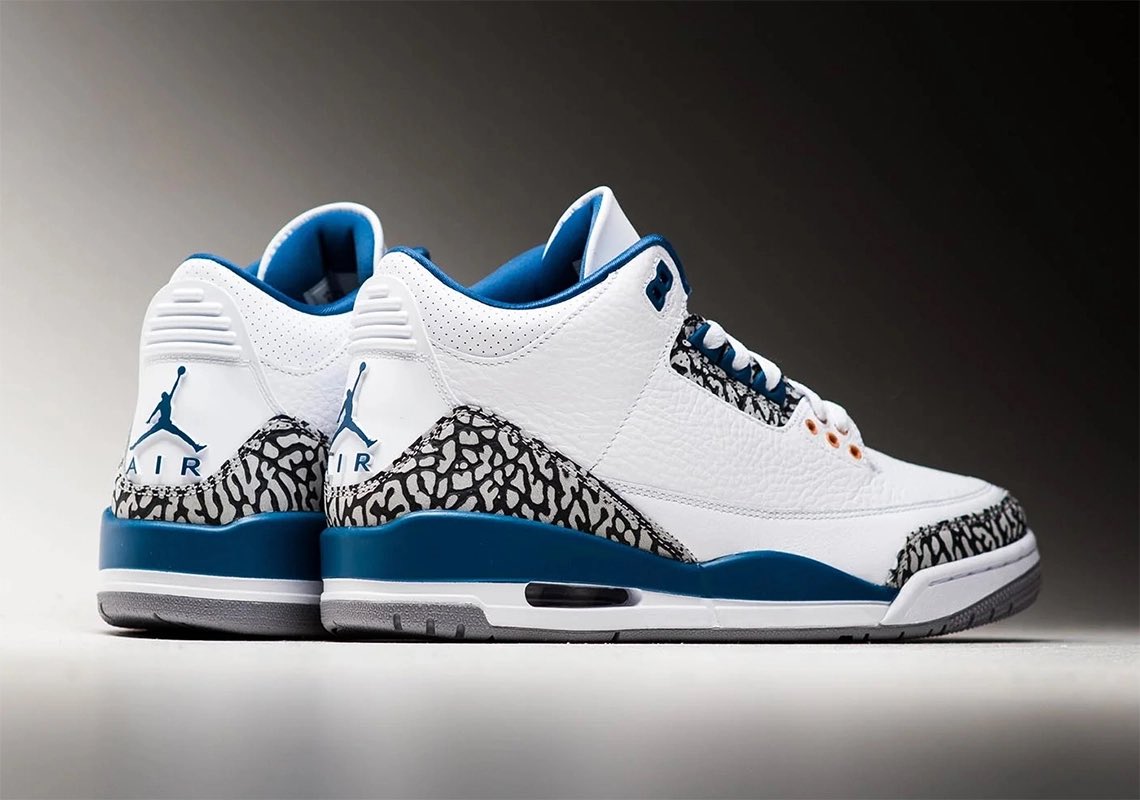 hypedreamsco's tweet photo. The Air Jordan 3 "Wizards" 🧙‍♂️

🗓️ 4.29 
⏰ 10:00 AM EST 

@Nike https://t.co/f13wt3Ddze
@FinishLine https://t.co/fDEH0PQmIO
@JDSports https://t.co/33KdzAdvow
@footlocker App Only
@champssports App Only
@DICKS App Only

#AirJordan #Jordan3 #AJ3 #Wizards #Nike #SNKRS #KOTD #Sneaker https://t.co/lmukTMUdiN