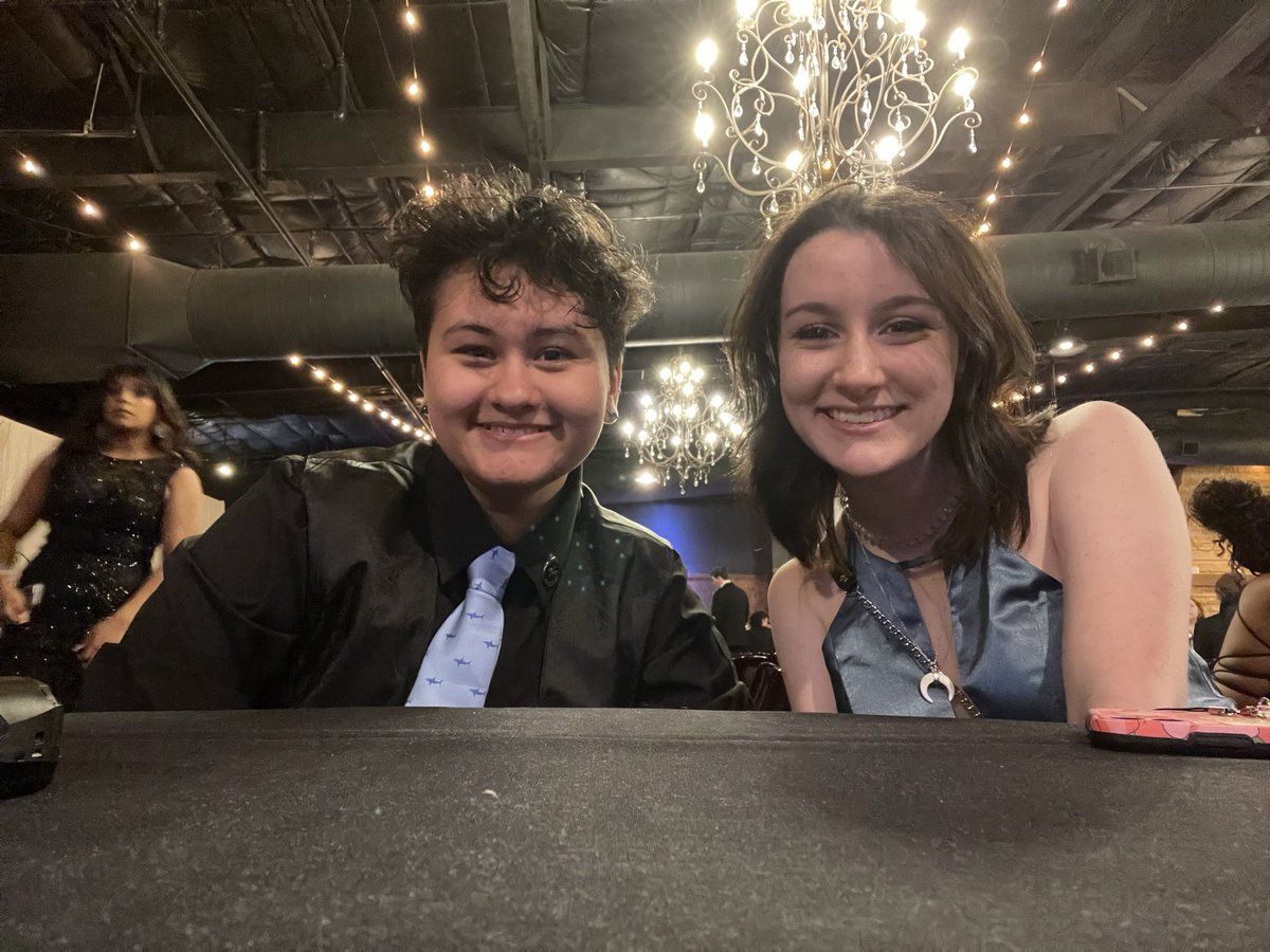 TreeBranchChar's tweet photo. Prom was quite fun last week https://t.co/J4yFEMEH2i