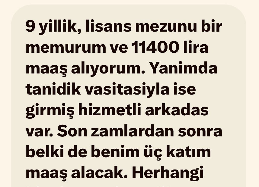 ErcanSeki's tweet photo. Memur maaşlarının, yanlarında çalışan kamu işçilerinin gerisinde kalması…

Karakol amiri komiserin emrindeki emniyet işçisinden,

Okul müdürünün müstahdem hizmetliden  daha az maaş alması..

1 Mayıs’taki @MemurSenKonf kongresinde asıl konuşulması gereken budur❗️

#MemuraEkZam https://t.co/XBLCfBvGXE