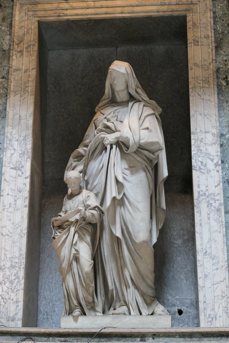 pantheonstudy's tweet photo. Saintly statuary: Mary, mother of Jesus, and her mother Anne. Mary's presence has been invoked at the Pantheon constantly, ever since the Pantheon became a church some 1400 years ago. La presenza di Maria è stata costantemente invocata al Pantheon.

📸 Tom Beaudoin, July 2021 https://t.co/mIspLcxFdX