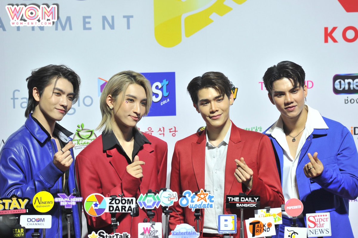 WOMENTERTAIN's tweet photo. ภาพบรรยากาศการสัมภาษณ์ “เหล่านักแสดงจากซีรีส์เรื่อง บรรยากาศรัก” ในงานแถลงข่าว “KONNEC CON”

#BossNoeul #Fortpeat
#KonnecEvexMMY
#KonnecThai #3ลูกรักพระเจ้า #KonnecCon https://t.co/hp6H7R2W2C