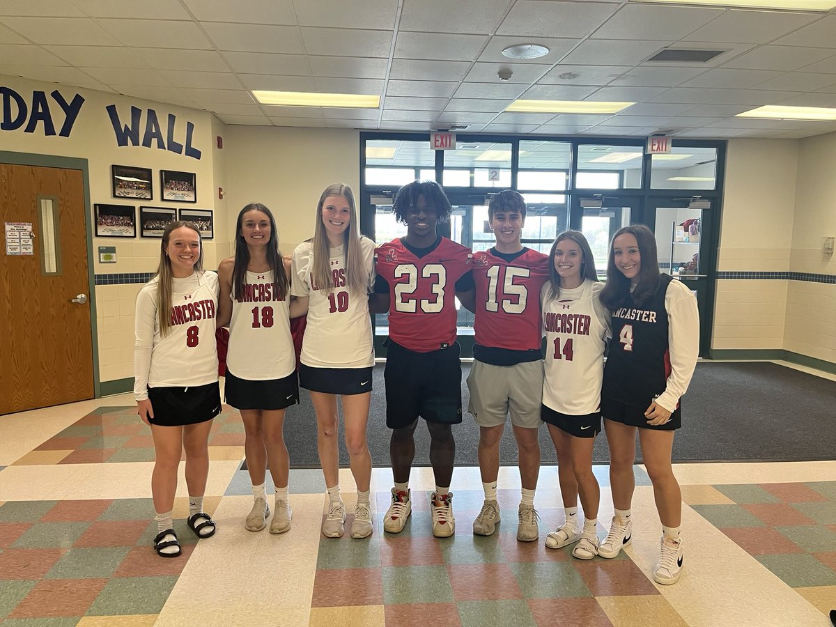 Yesterday our athletic interns spent the day at William Street School talking to our future Legends about what it means to be a student athlete at Lancaster 🔴⚫️⚔️