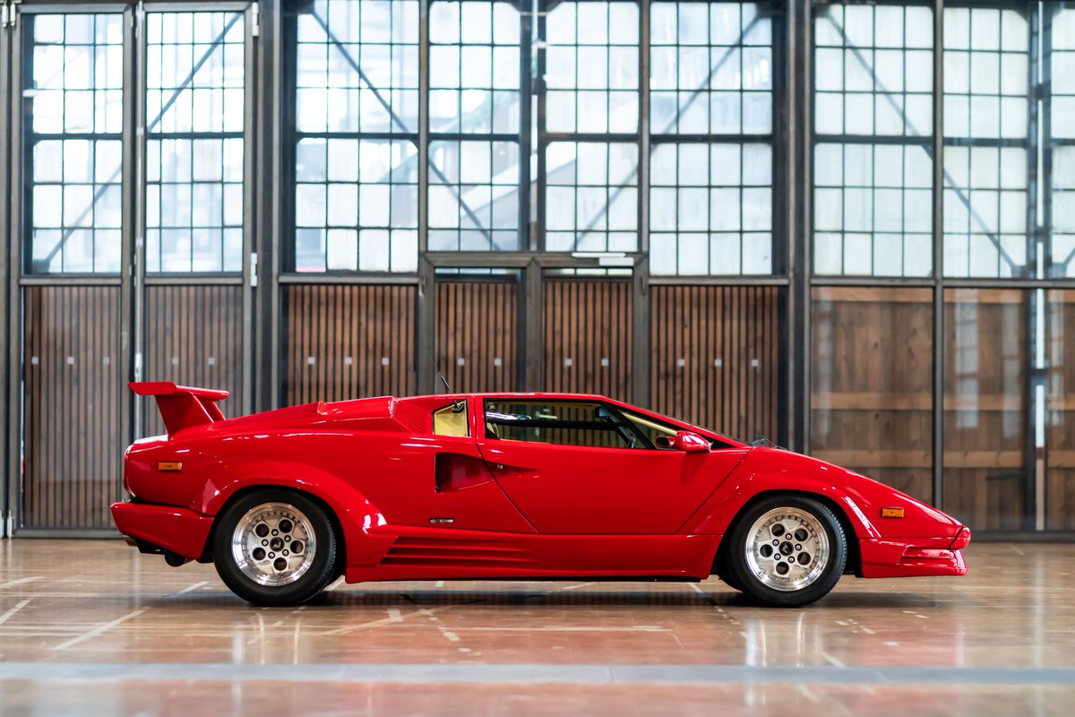ItaliAuto's tweet photo. 1989 #Lamborghini 🇮🇹 Countach 25th anniversary 
ex  Mario Andretti 

©  Artcurial https://t.co/CbaITy6jNe