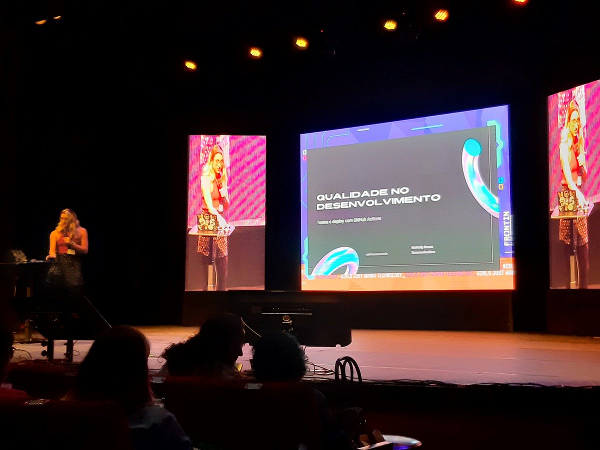 ca_far_alm's tweet image. Parabéns @nathsouzadev, muito boa a palestra!!!! 👏👏👏
#elasprogramam