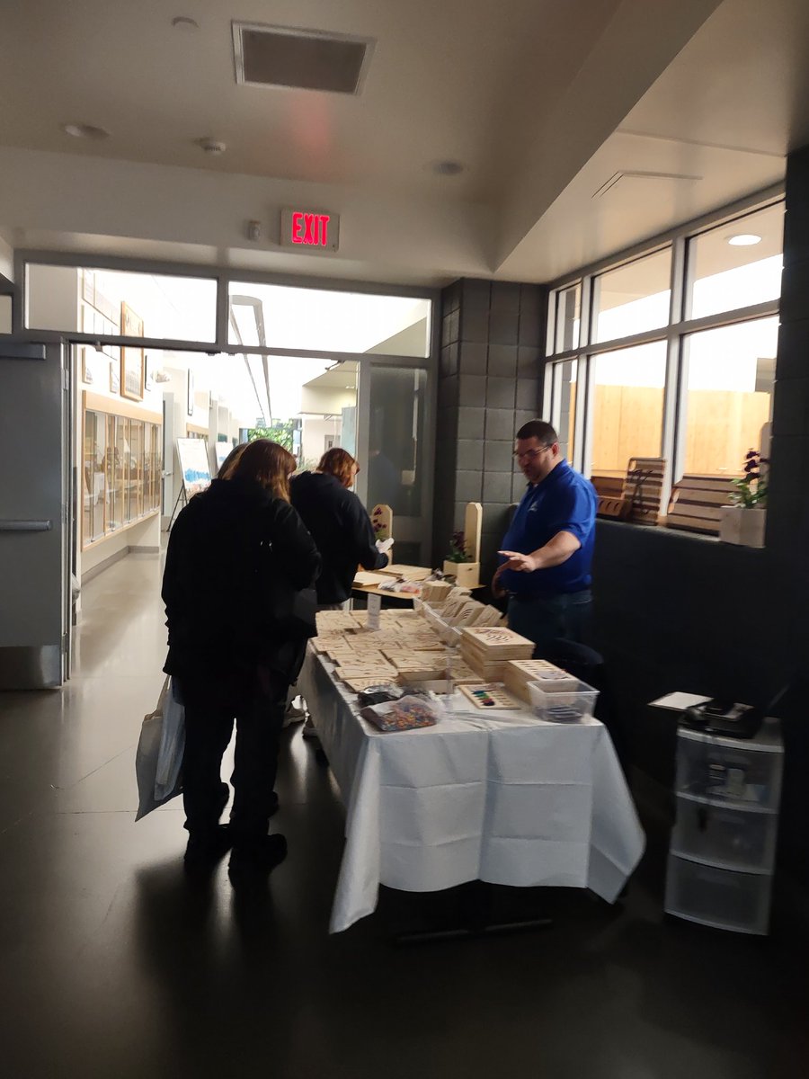 #LYL20223 is underway! 
So happy to see community partners like <a href="/WEEarlyON/">W.E. Earlyon to You</a> <a href="/windsorpublib/">WindsorPublicLibrary</a> @ChildrenFirstWE <a href="/ConnectionsEYFC/">Connections Early Years Family Centre</a> represented