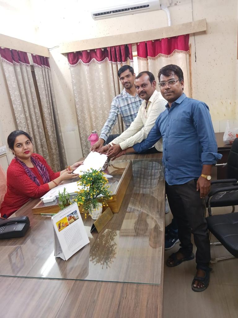 11 सूत्री मांगों को लेकर राज्य बीमा एवं प्रावधायी निधि विभाग ज्ञापन तथा सामूहिक अवकाश हेतु प्रार्थना पत्र देते हुए
24.04.2023
#IADemands3600GP

SIPF AJMER